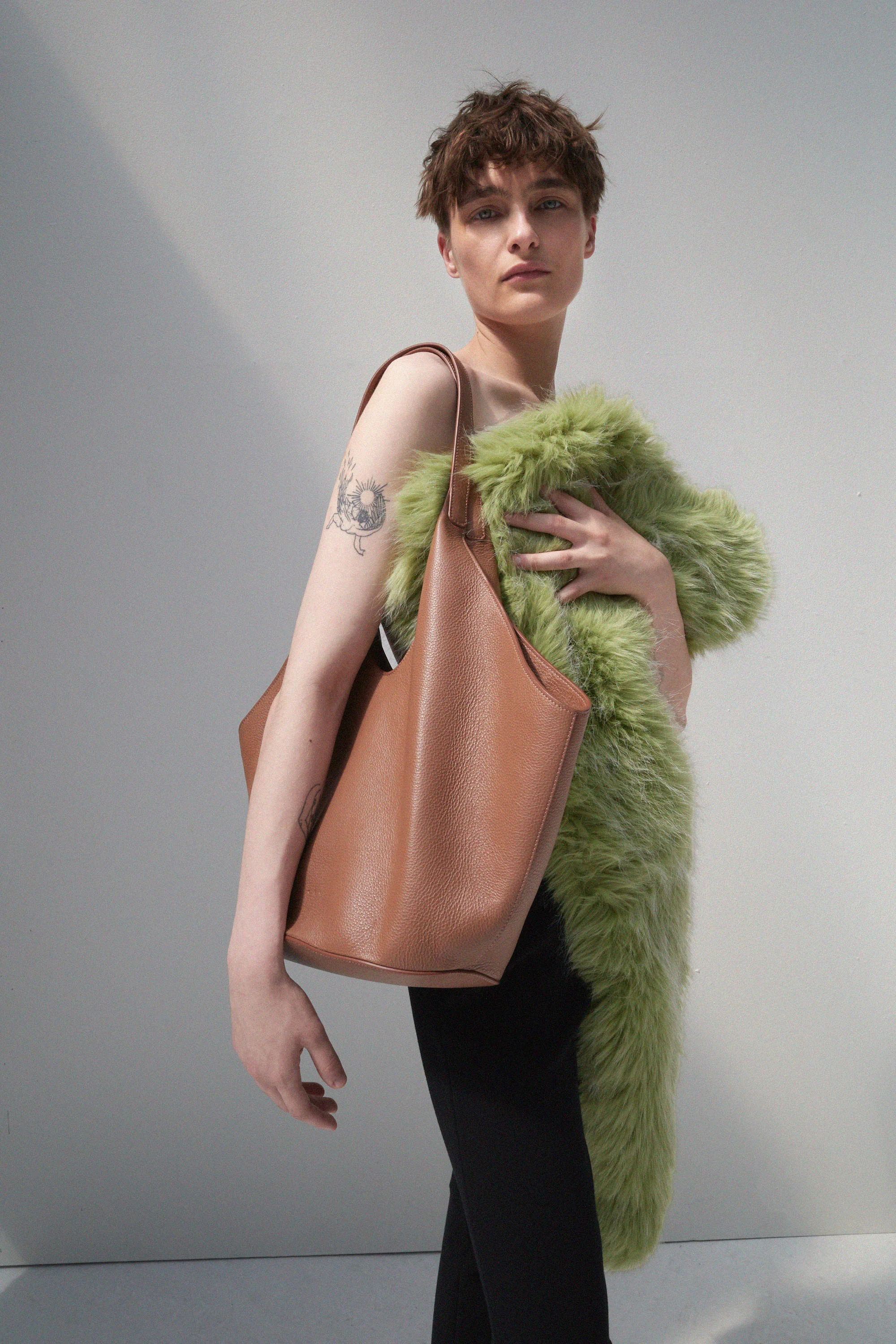 Phantom Tote - Image 5